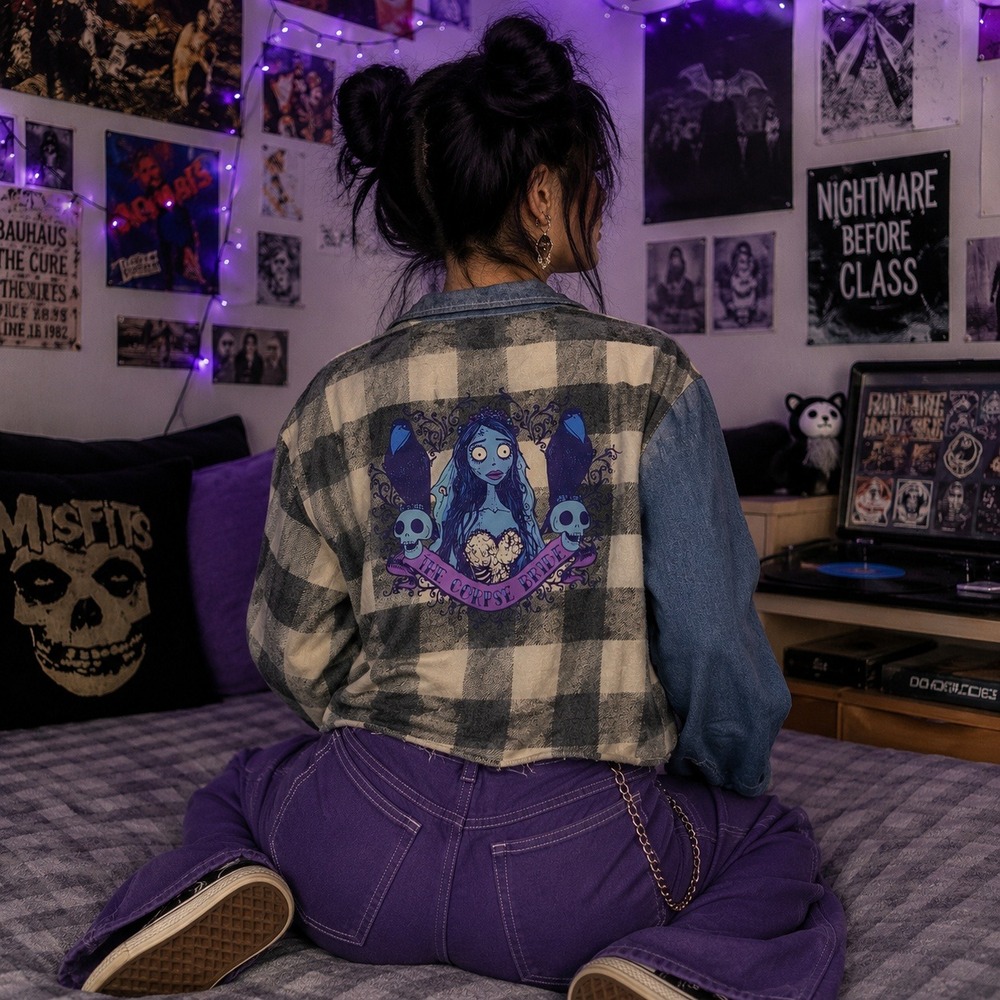 Corpse Bride Split Flannel Chambray Cropped Shirt Womens Small Tim Burton‎ Blue